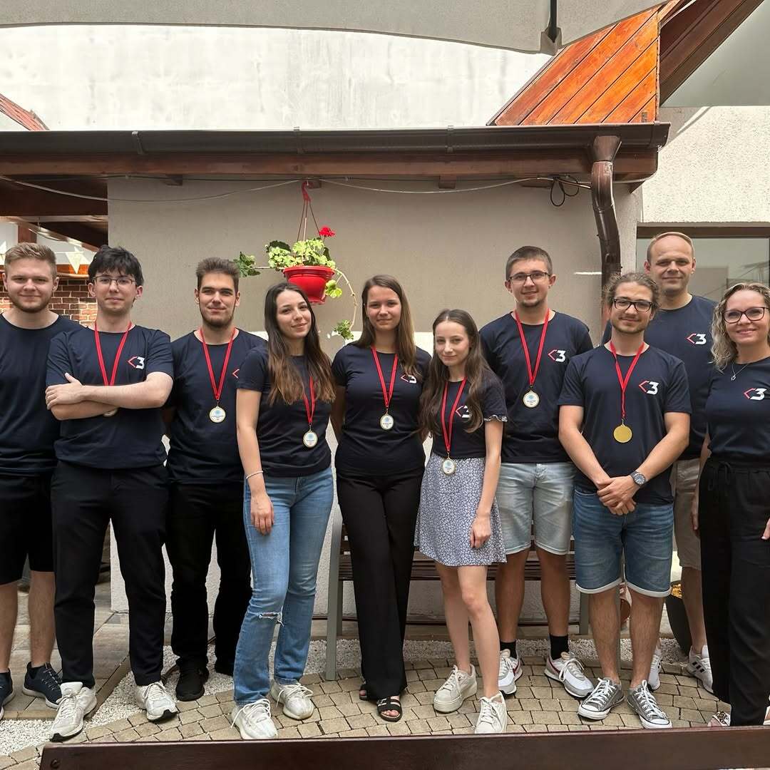 3ScreenSolution's tweet image. Our Summer Internship Program is now open for Android, React Native &amp;amp; Lightning JS enthusiasts! 🌞💻

Gain hands-on experience, learn from industry pros, and build something amazing with us at 3SS.

📅 Apply by May 20th at eu1.hubs.ly/H0jNY_S0