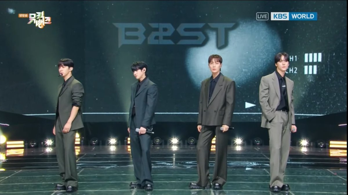 highlight486_'s tweet image. ‘B2ST’

#비스트