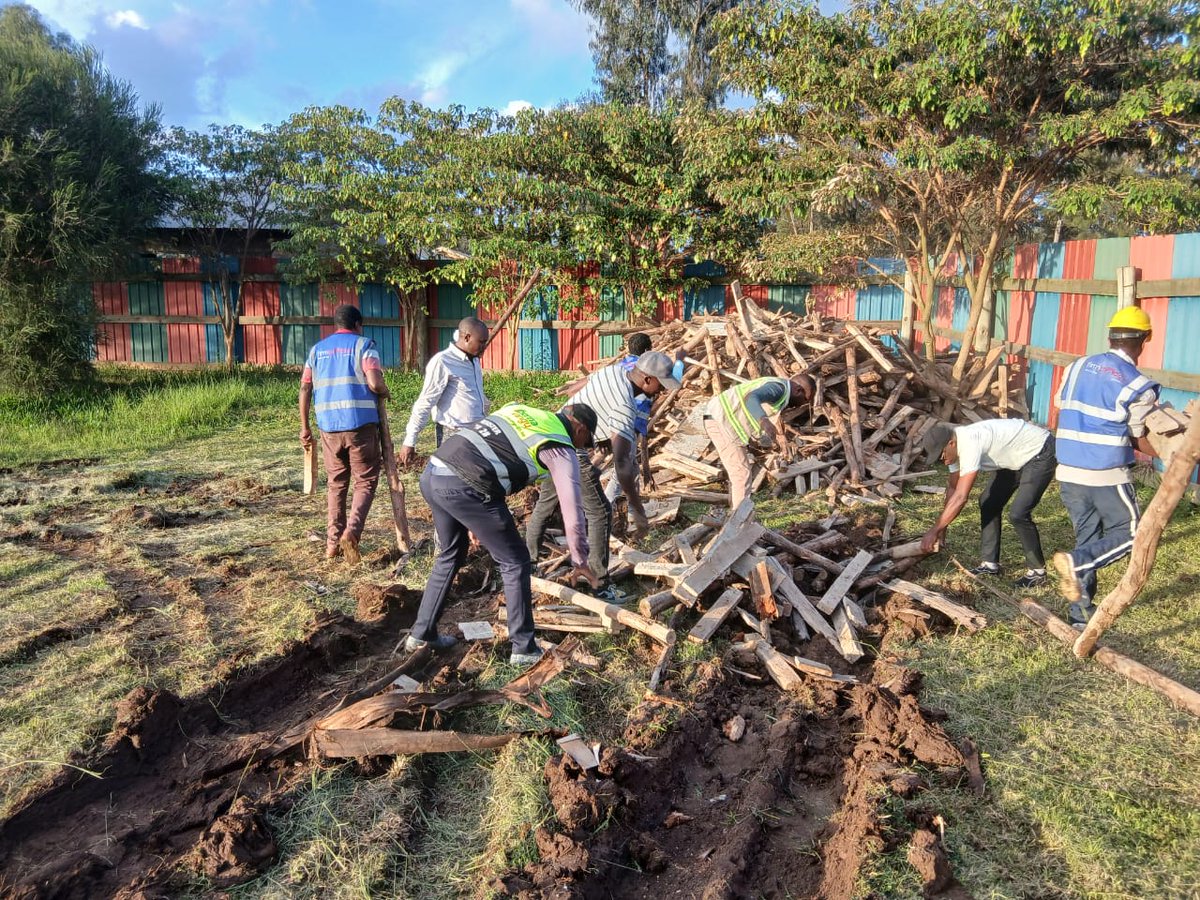 FirmbridgeKE's tweet photo. We had the incredible privilege of visiting Likii Special School. We were honored to donate two lorries of firewood to help meet the school’s essential needs and ensure the students have warmth and comfort. This initiative is part of our commitment to giving back to the community https://t.co/BLMToMtI5Z