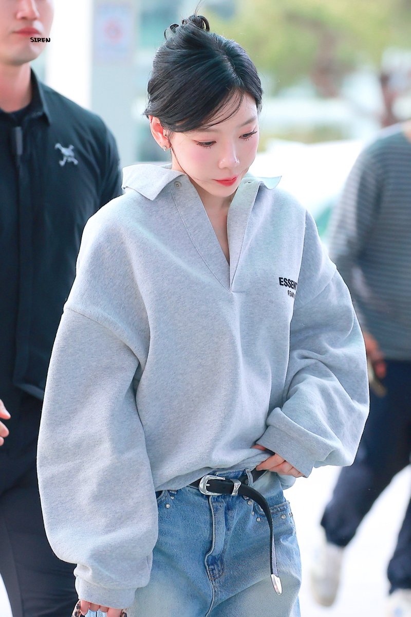 SIRENx39's tweet photo. 250502 #태연 #TAEYEON https://t.co/KUdNarwRVW