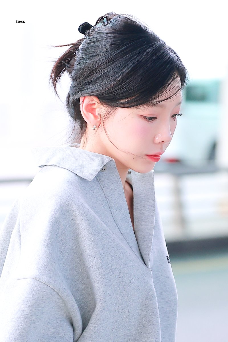 SIRENx39's tweet photo. 250502 #태연 #TAEYEON https://t.co/KUdNarwRVW