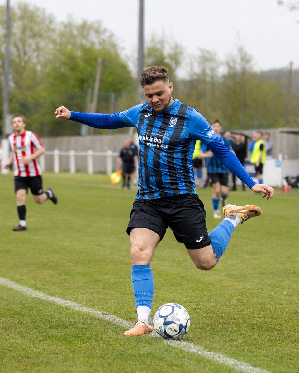 JackJones tweet media