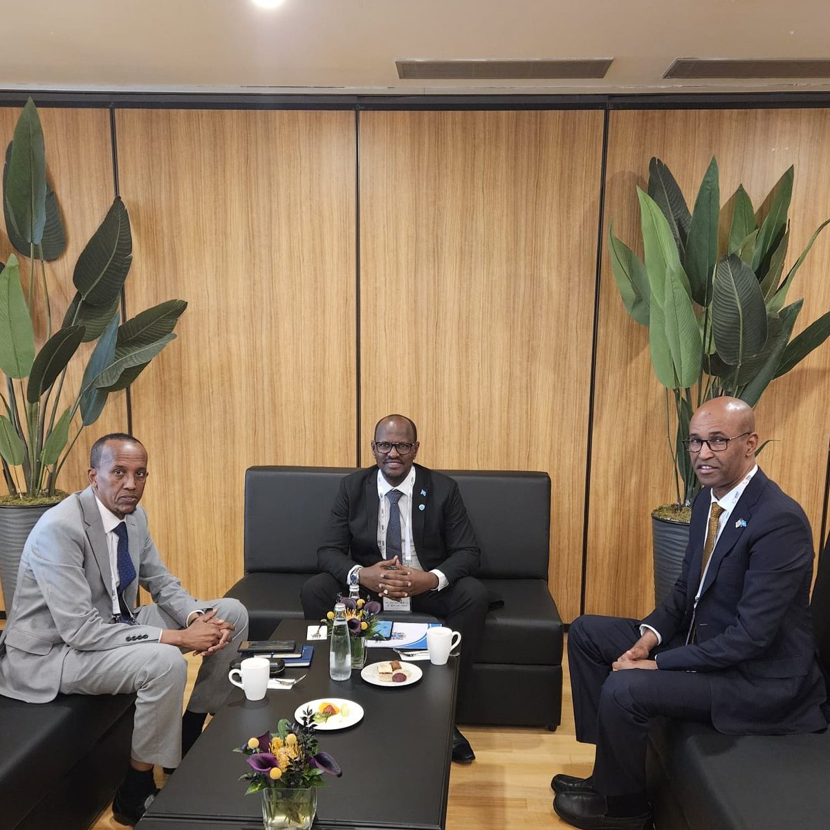 Ministry of Petroleum and Mineral Resources (@mopmr) on Twitter photo H.E. <a href="/DahaShire/">Dahir Shire</a> held a productive meeting with his Turkish counterpart, H.E. <a href="/aBayraktar1/">Alparslan Bayraktar</a>, at #INRES2025. They discussed Somalia’s ongoing hydrocarbon exploration and reaffirmed their commitment to deepening cooperation for sustainable resource development. H.E. <a href="/DahaShire/">Dahir Shire</a> held a productive meeting with his Turkish counterpart, H.E. <a href="/aBayraktar1/">Alparslan Bayraktar</a>, at #INRES2025. They discussed Somalia’s ongoing hydrocarbon exploration and reaffirmed their commitment to deepening cooperation for sustainable resource development.
