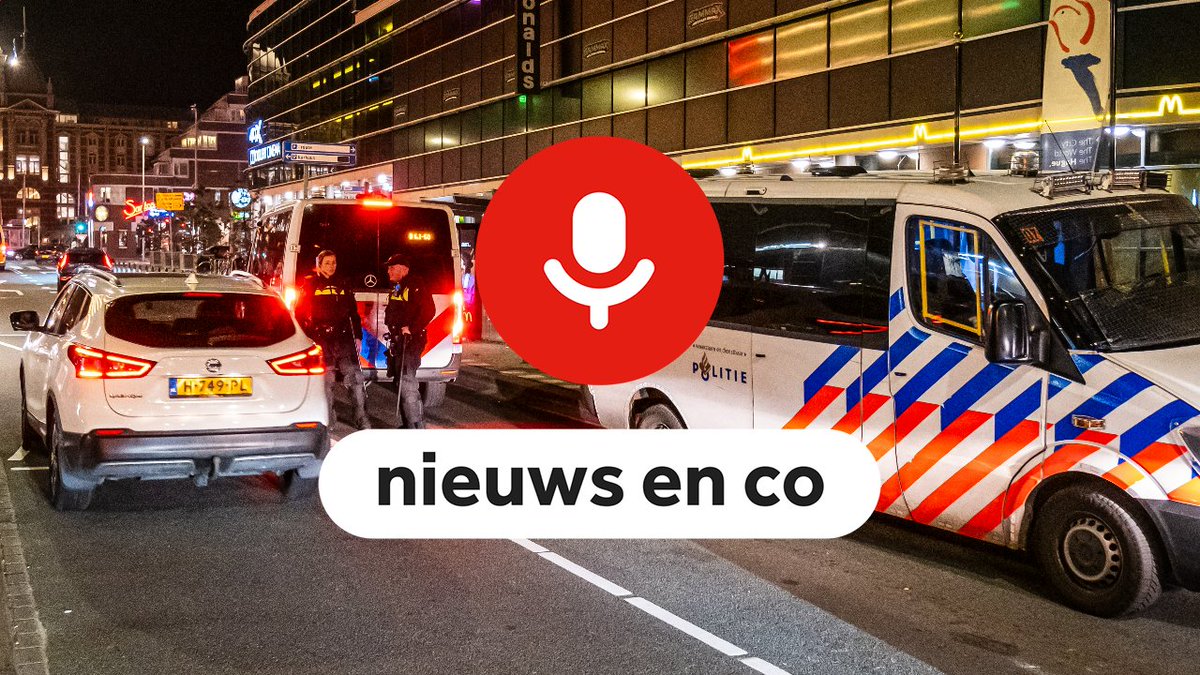 Nieuws en Co (@nieuwsenco) on Twitter photo Straks in Nieuws en Co:
➡️100-300 jongeren die gister hadden afgesproken om te vechten in Scheveningen, keerden zich tegen de politie en bekogelden hen. Raadsleden in Den Haag willen dat de relschoppers hard worden aangepakt. <a href="/dagroenewold/">Dennis Groenewold</a> van D66 licht toe.
Om 17u <a href="/NPORadio1/">NPO Radio 1</a> Straks in Nieuws en Co:
➡️100-300 jongeren die gister hadden afgesproken om te vechten in Scheveningen, keerden zich tegen de politie en bekogelden hen. Raadsleden in Den Haag willen dat de relschoppers hard worden aangepakt. <a href="/dagroenewold/">Dennis Groenewold</a> van D66 licht toe.
Om 17u <a href="/NPORadio1/">NPO Radio 1</a>