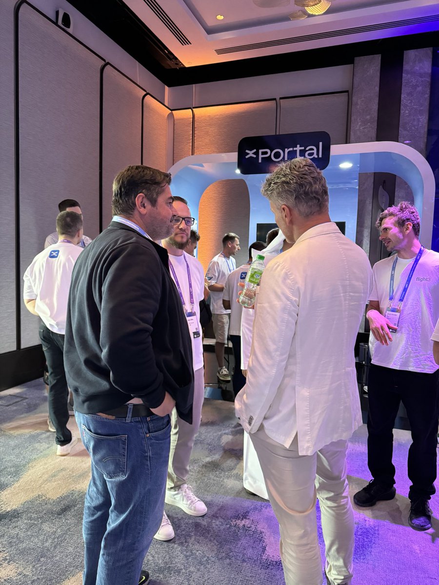 xMoney.com tweet media