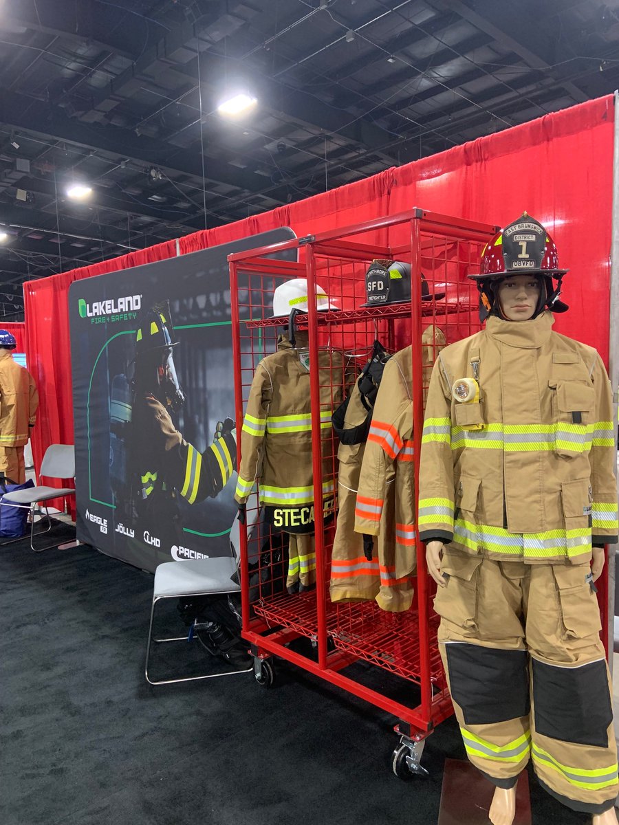 Circul-Air is showing our #CanadianPride at day 2 of the Ontario Association of Fire Chiefs show! Check out #CirculAir products in our booth or visit <a href="/AJStoneCompany/">A.J. Stone Company Ltd.</a> and <a href="/Lakelandind/">Lakeland Industries</a>!  #FightFiresNotCancer #ProudToBeCanadian