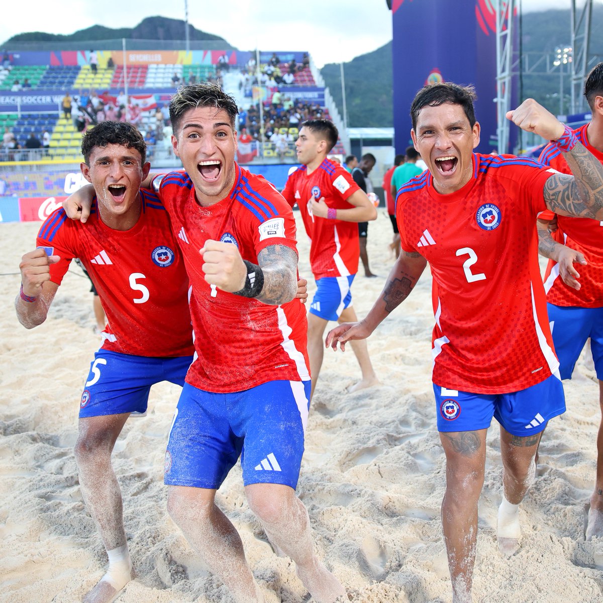 ¡HISTORIA! 🇨🇱

<a href="/LaRoja/">Selección Chilena</a> | #BeachSoccerWC