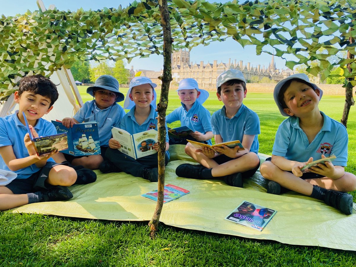 Pre-Prep are now members of the ‘Out and About’ Club – a new club for #LittleExplorers with big curiosity! Here they are exploring Christ Church Meadow. How lucky are we to have all of this just steps away from our City centre school? #OutdoorLearning
➡️cccs.org.uk/private-prep-s…
