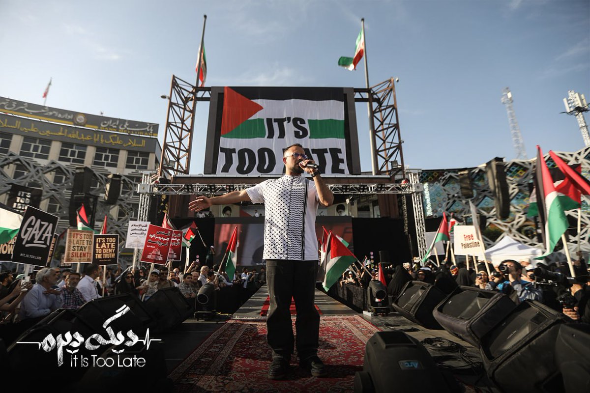 Saranami5's tweet photo. Iran stands with Palestine
Silences Broken 🇵🇸✌️
#دیگه_دیره
#It_Is_Too_Late
#GazaIsTheLine https://t.co/8dG9ELoyag