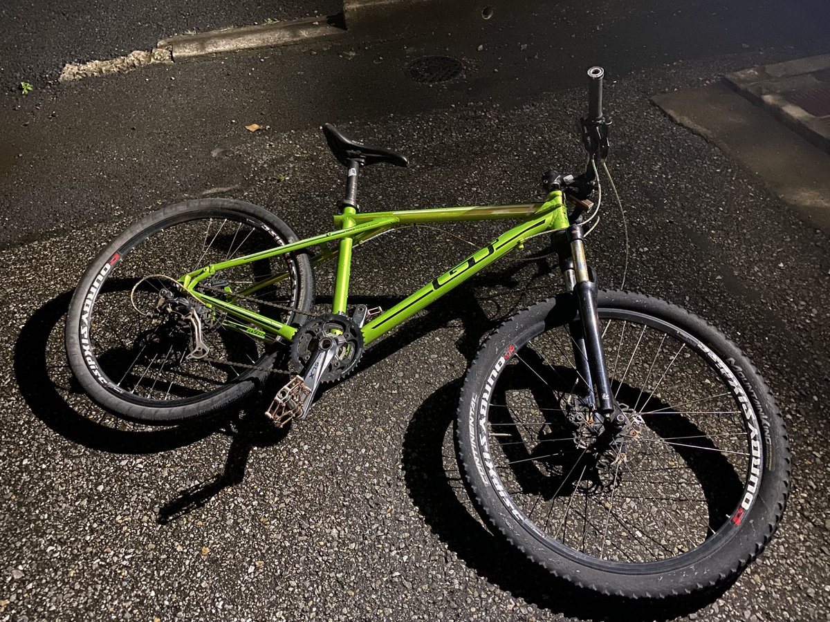 ろ (@rock_gtava) on Twitter photo 