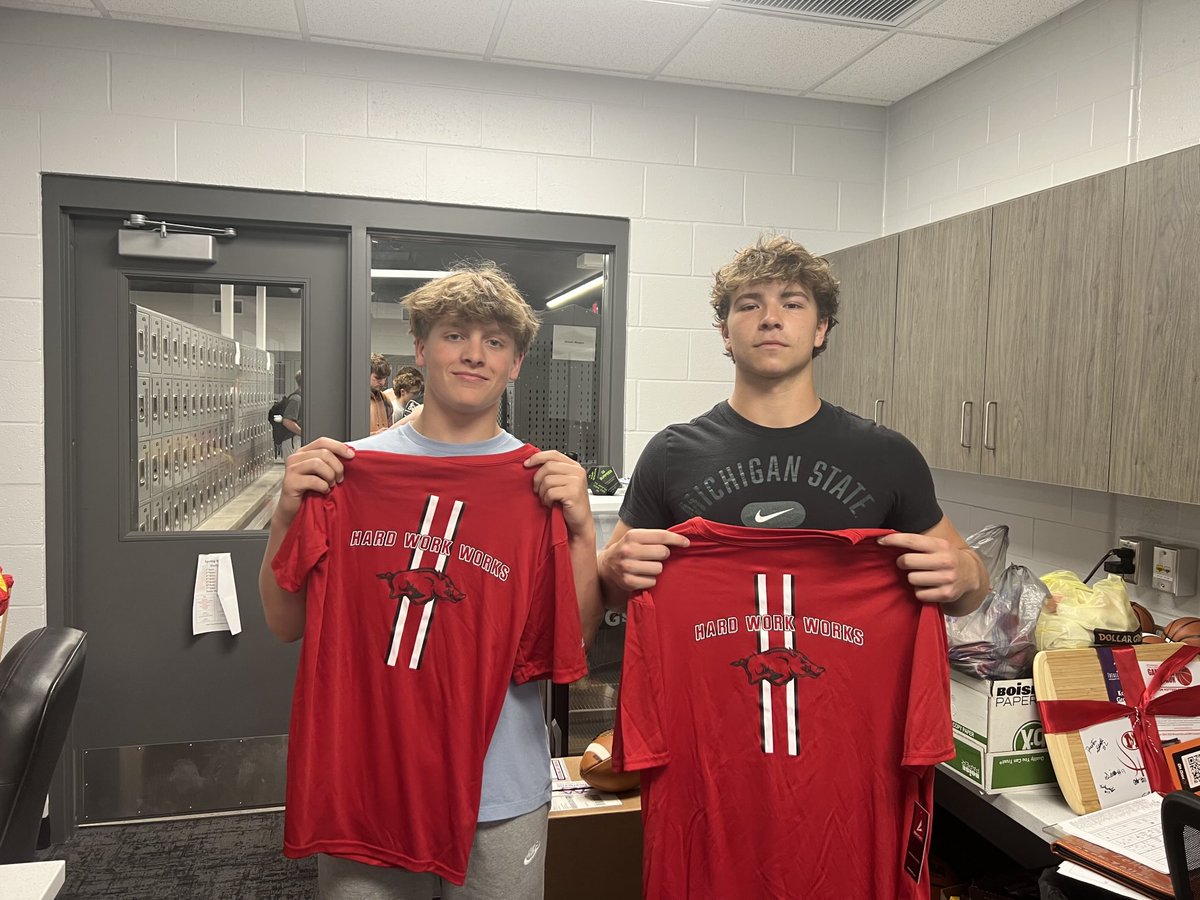 Coach O’Neill TurnoverD (@23adamoneill) on Twitter photo Congrats to Rowan and Isaac our <a href="/pottersfootball/">Morton Hogs Football</a> lifters of the week. Both inside linebackers have earned all 3 standard shirts with 300+ squat 225+ bench 205+clean. Isaac approaching 300 bench after fall surgery a testament to his #HardWorkWorks and e+R=o attitude! Congrats to Rowan and Isaac our <a href="/pottersfootball/">Morton Hogs Football</a> lifters of the week. Both inside linebackers have earned all 3 standard shirts with 300+ squat 225+ bench 205+clean. Isaac approaching 300 bench after fall surgery a testament to his #HardWorkWorks and e+R=o attitude!