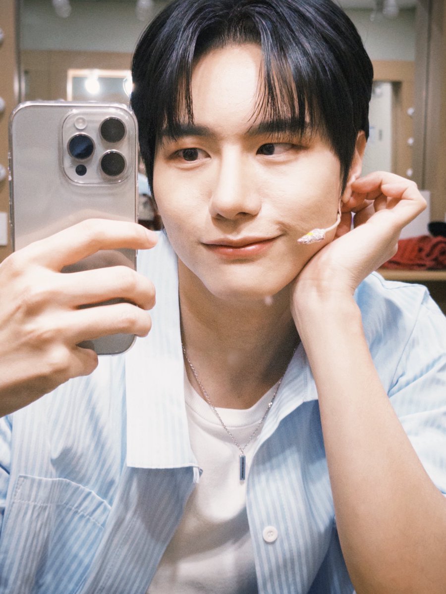 gyangseungsik's tweet photo. 오늘 공연도 잘 끝냈습니다~👍
우리 식구들 연휴 시작인데 다들 푹 쉬고!즐겁게 보냅시댜~~🩷 https://t.co/v50yE46Wjq