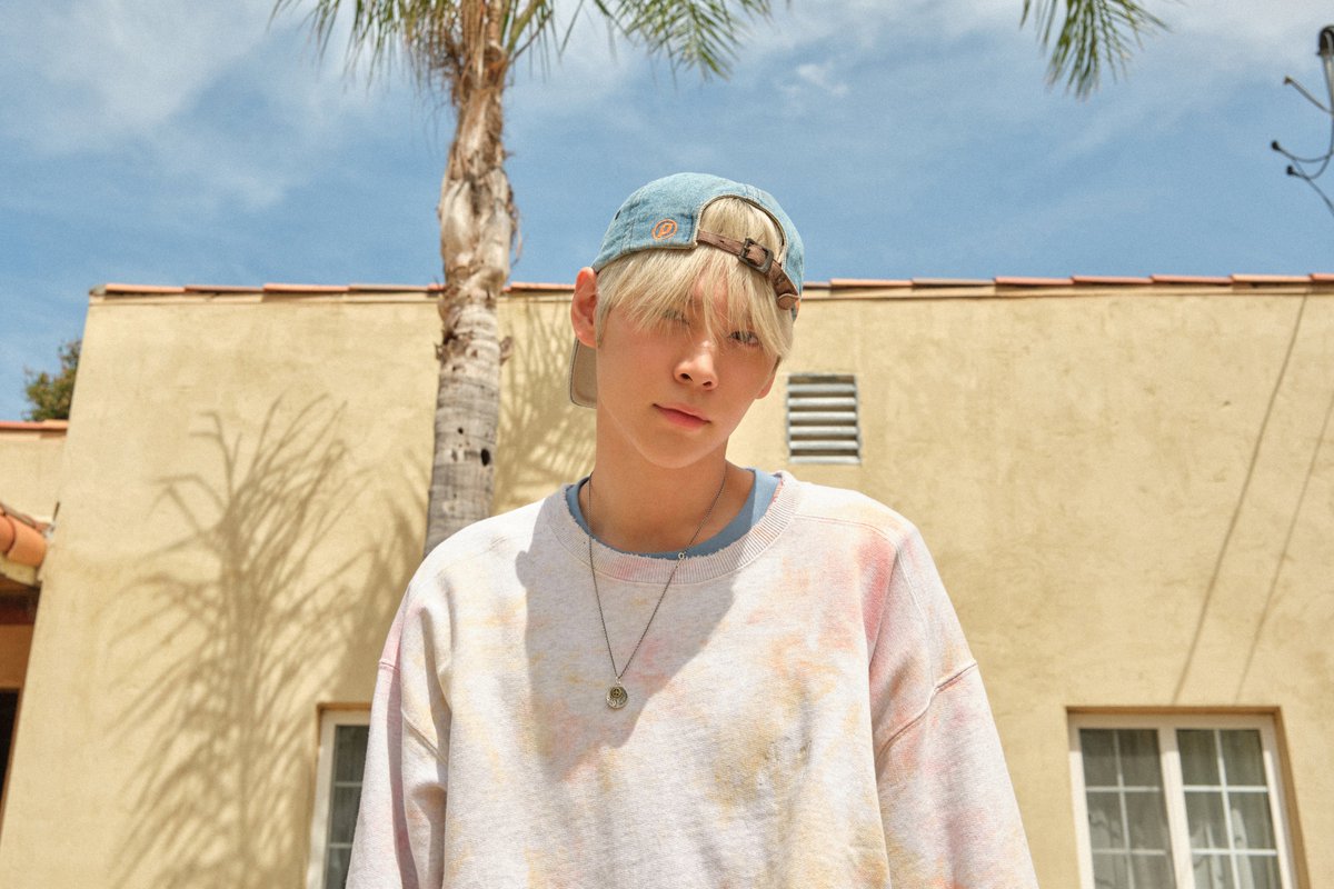 RIIZE_official's tweet photo. Show Me Love Archive
 
RIIZE 라이즈 The 1st Album 【ODYSSEY】
➫ 2025.05.19 6PM (KST)
 
💿Pre-order
https://t.co/acn5swBy77
 
#RIIZE #라이즈
#RISEandREALIZE
#ShowMeLove #RIIZE_ShowMeLove
#ODYSSEY https://t.co/H2unBt8c2S