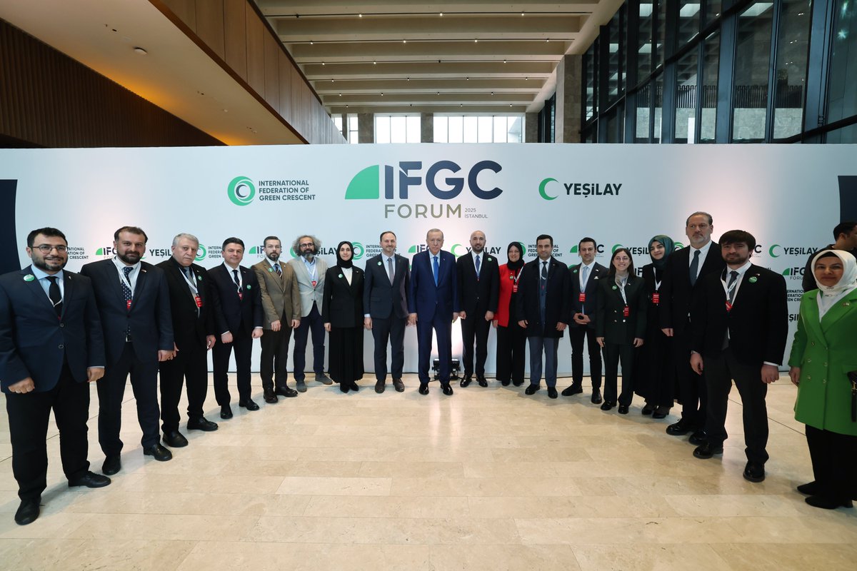 Uluslararası Yeşilay Federasyonu Forumu’nun hayırlara vesile olmasını diliyorum.

Forum kapsamında üç gün boyunca icra edilen atölye çalışmalarının, interaktif oturumların ve etkinliklerin faydalı sonuçlar getirmesini temenni ediyorum.