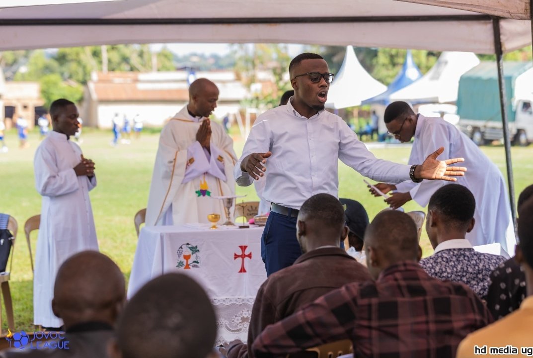 Divine Mercy Sunday at Kanyanya was truly special!

GW3 was blessed with the presence of our beloved headmaster, Rev. Fr. Christopher Bafaki Katono who celebrated Mass with us.

Moments like these remind us why faith, family, and fraternity matter.

#HembaGwake
#Road2Mbarara