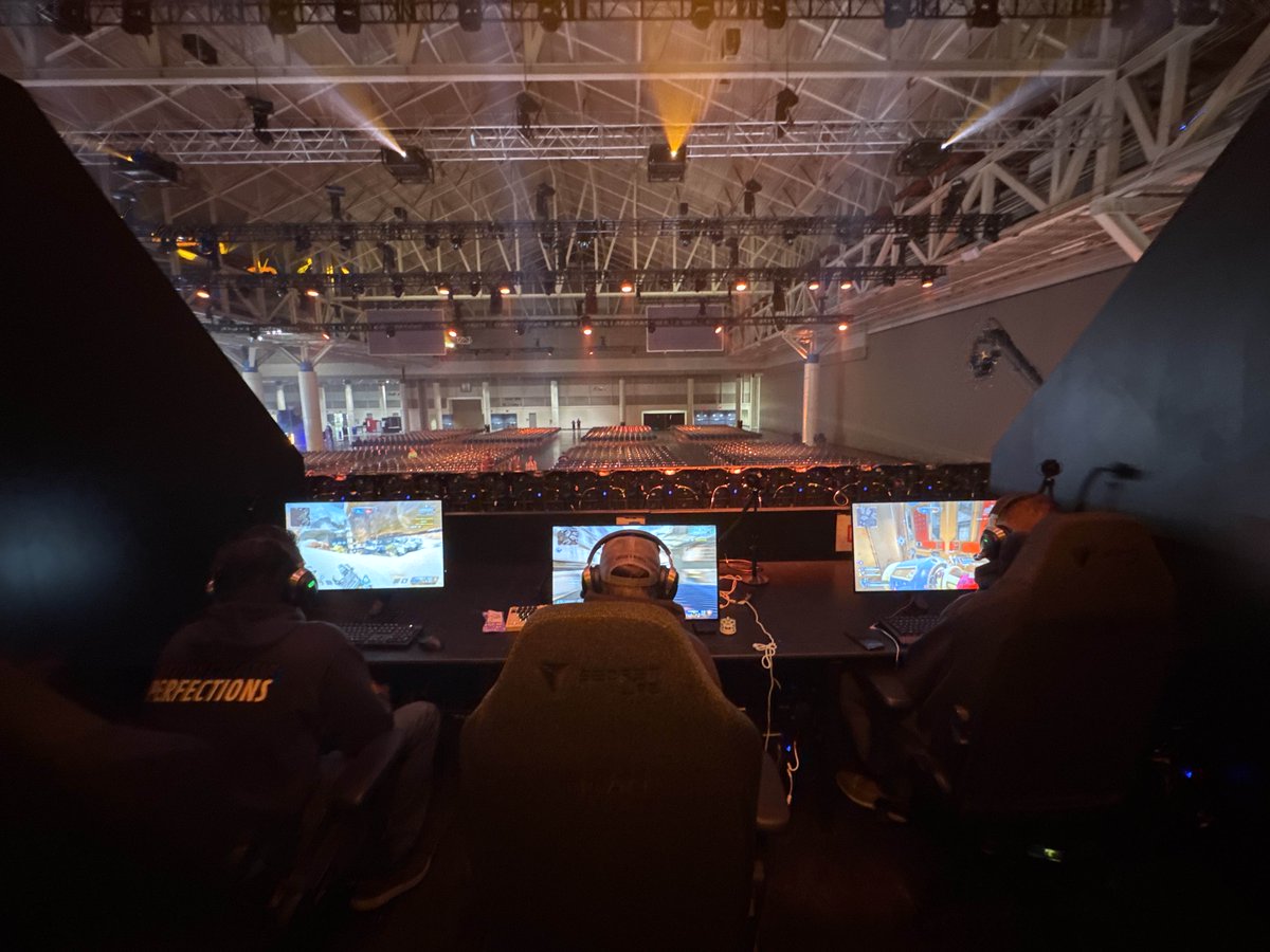 Ready for Day 2 and some Winner's Bracket #ApexLegends? 

Main Stage and Main Stream of #ALGSOpen  

twitch.tv/playapex to watch us take on <a href="/100Thieves/">100 Thieves</a> and <a href="/TeamFalconsGG/">Team Falcons</a> 

Apex Roster:
<a href="/ThisSwiftness/">Swift</a>
<a href="/Spirtzyy/">Spirtzy</a>
<a href="/HbMPerfections/">Chuy</a>
Sub
<a href="/VanniOTW/">Lord Swoldemort</a>
Coach
<a href="/P1cklesz/">Alec Moser</a>