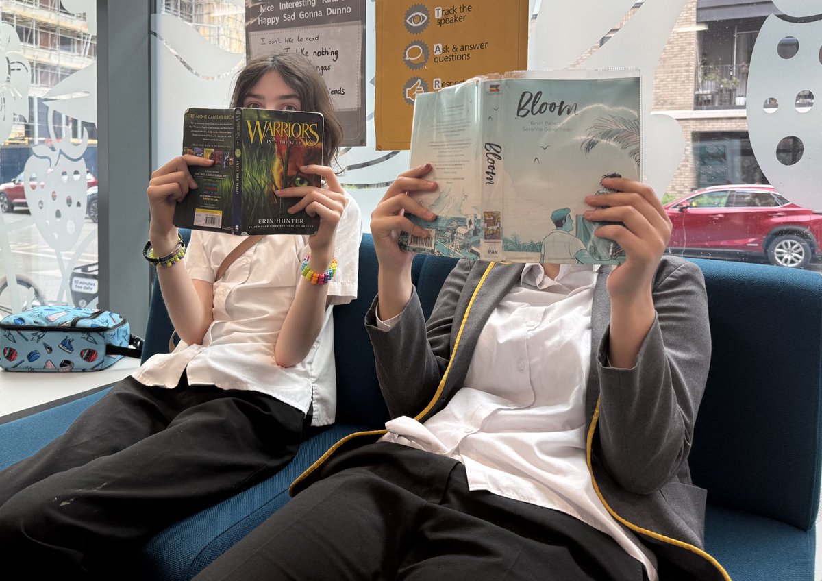 It’s DEAR time in the library! Grab your favorite book and dive in! Leonie and Noemie are making the most of this time to discover amazing stories!