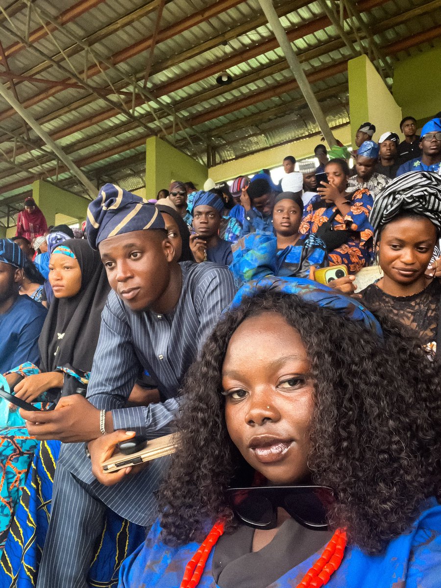 1ora_d's tweet photo. Otunba family 
#ojudefunaab https://t.co/LPyvNC0sha