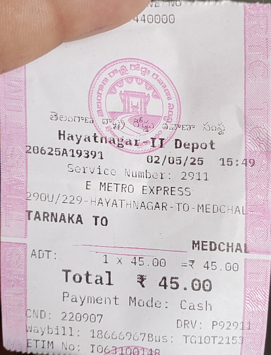 Therahulpatel09's tweet photo. @TGSRTCHQ sir, the bus TG10T2153 is running on 290U/229 route, but in the TGSRTC GAYAM app, it is showing as 100X route. Kindly update the route information properly https://t.co/7fdsHbSIkV
