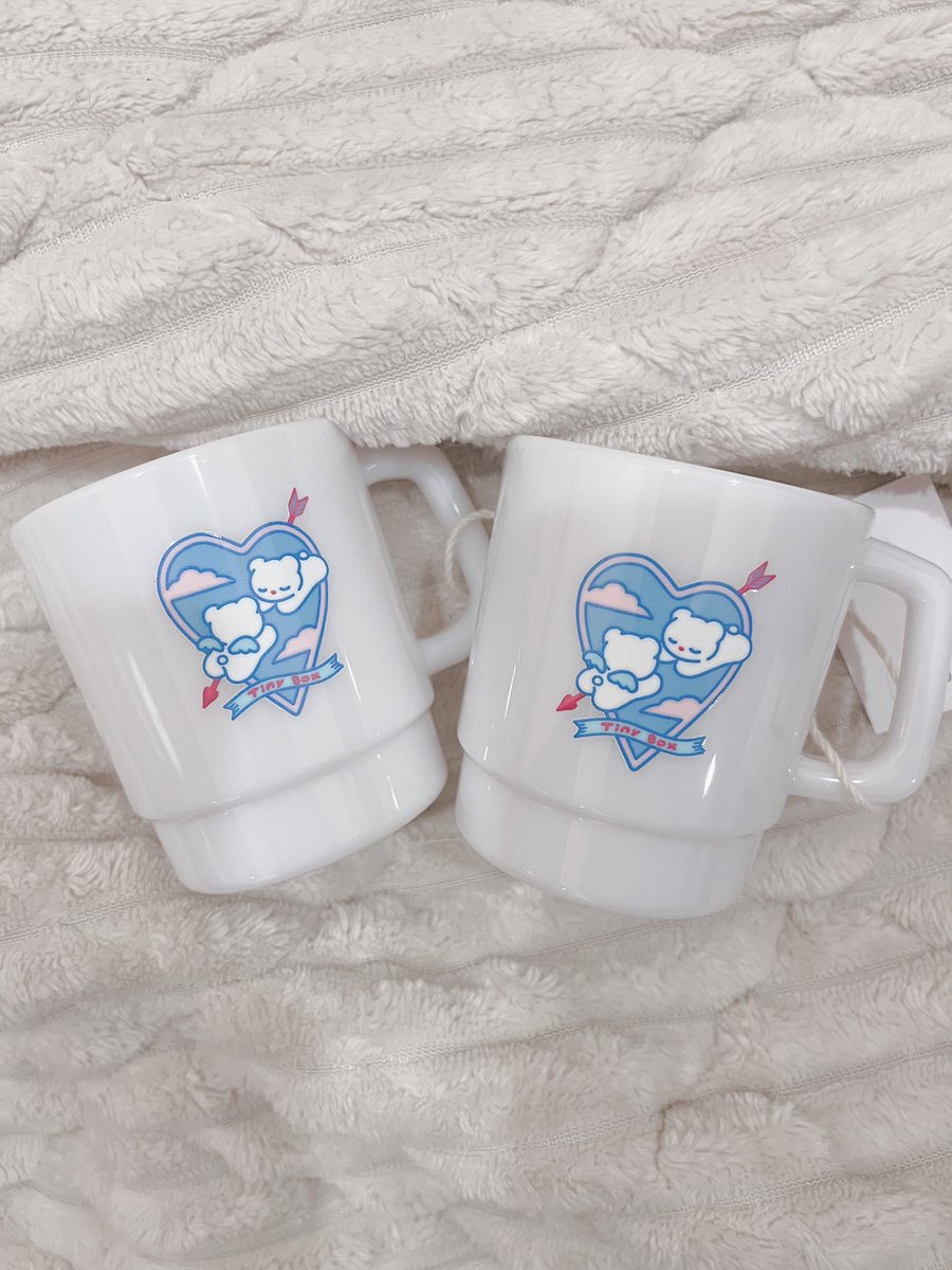 #Y2Kぬい展 の戦利品はTinyBoxさん(<a href="/_tiny_box/">𝘛𝘪𝘯𝘺 𝘉𝘰𝘹</a> )の新作のコップをお友達とお揃いにするために2個ゲットしました꒰ঌ🤍໒꒱作業場で癒されながら大事に使います🙏