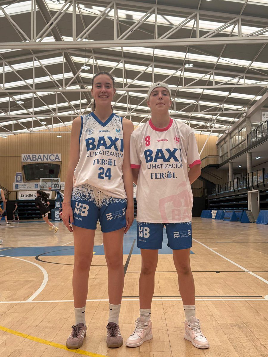 Nuestras jugadoras Alba y Adair, convocadas para la primera concentración de la Pre #seleccionsgalegasFGB 3️⃣x3️⃣ U1️⃣3️⃣ que tuvo lugar en <a href="/ConcellodeMarin/">Concello de Marín</a> ayer jueves día 1 de Mayo.

¡A seguir sumando experiencias!💙

<a href="/FGB_Baloncesto/">FGB</a> 

#Humildadytrabajo