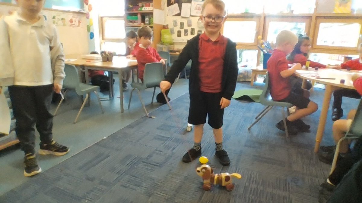 Today P1B have been learning all about push and pull forces. We explored some new toys, designed our own toy and sorted toys into push and pull categories. #pinkieplays #achieving