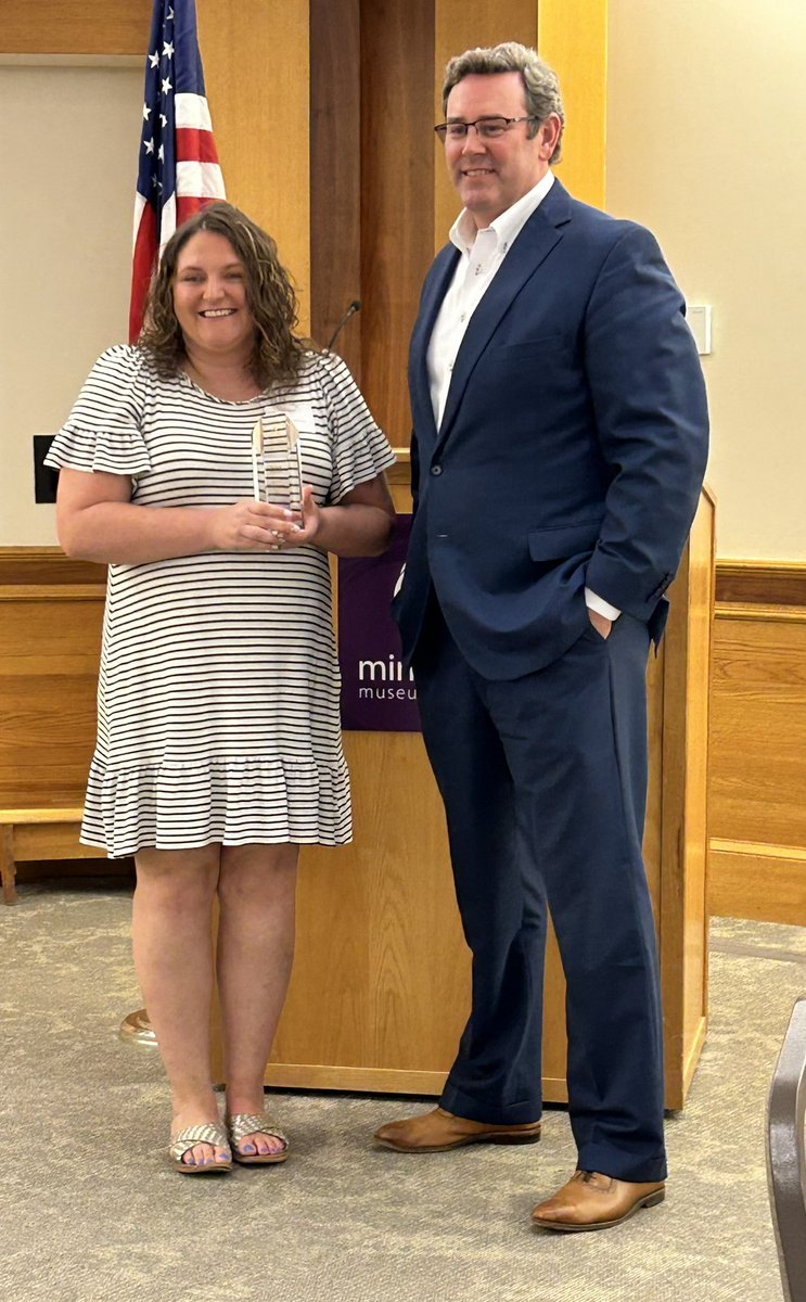 DES_Broncos's tweet photo. It was great getting to celebrate Mrs. Parrish last night! Congratulations on this wonderful award! https://t.co/7gt8WqG47i