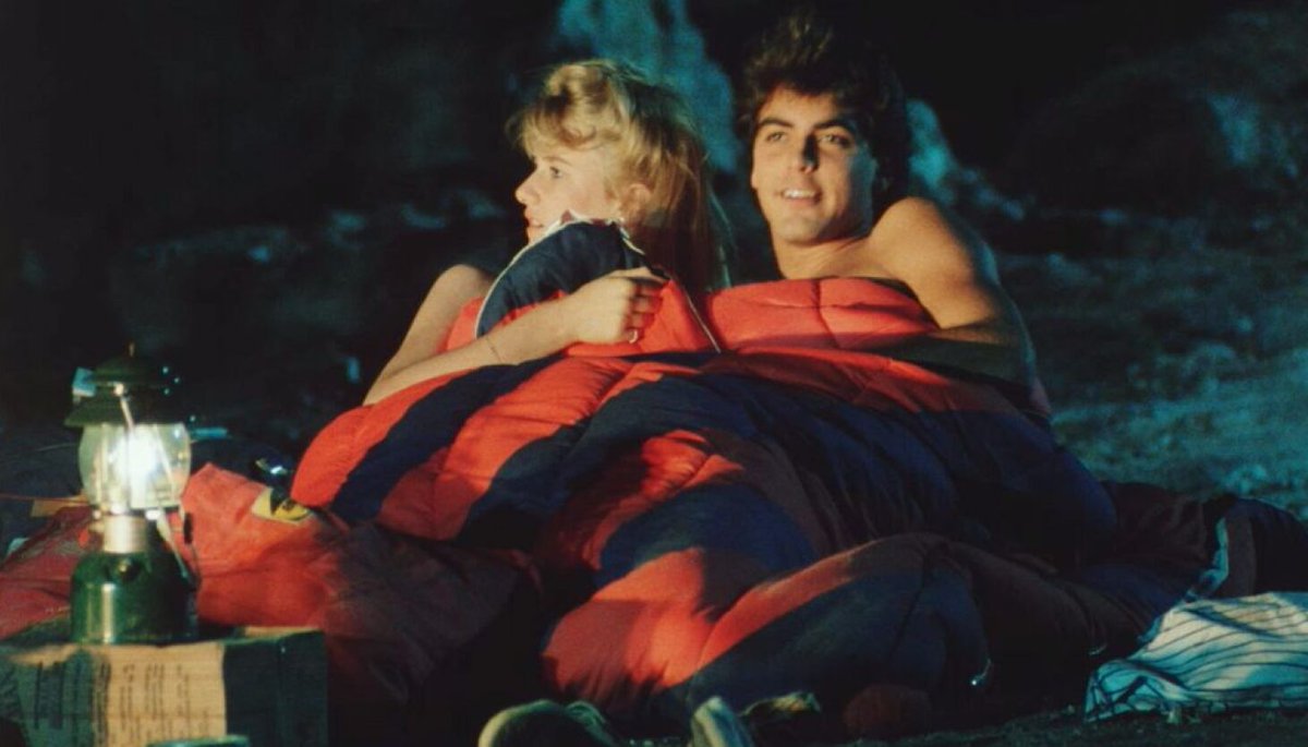 EugWSerra's tweet photo. Happy Birthday to George Clooney! #GeorgeClooney #GrizzlyIIRevenge #ReturnOfTheKillerTomatoes #ReturnToHorrorHigh #FromDuskTillDawn https://t.co/BY4AVDlh1O