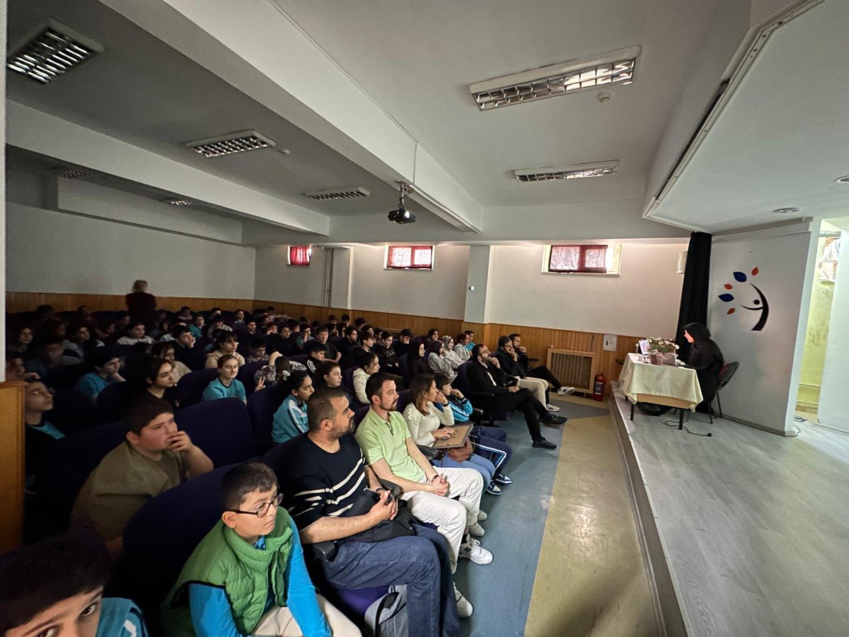 Betül Tonbuloğlu tweet media