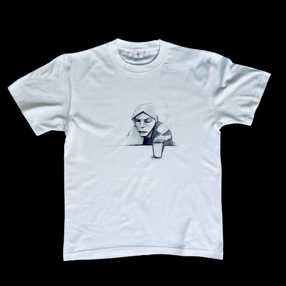 Hey here's the first official Burial Untrue T-Shirt. It uses Burial's original sketch and it's got a Burial neck label, available to preorder on hyperdub's website and bandcamp from today, ships mid June.
hdb net: hyperdub.net/products/buria…

Bandcamp: burial.bandcamp.com/merch/burial-u…