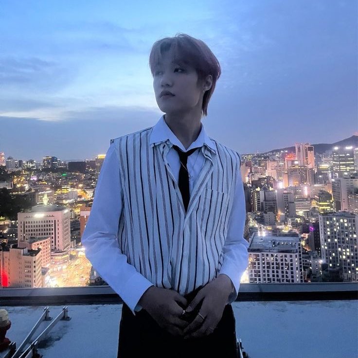 seobthinker's tweet photo. 🚨 Sources say it is unlikely that Kim Jongseob will be named the new Pope due to scheduling conflicts. https://t.co/aNyYxxY9hV