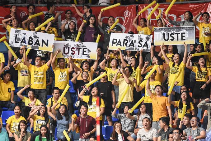 tigersofUSTe's tweet photo. WALANG IWANAN! 

Kami po ang University of Santo Tomas! https://t.co/nZX410Q98E