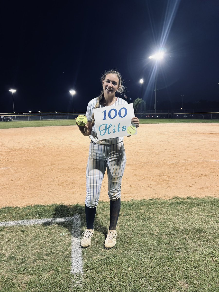 Mackenzie Moore 2026( Committed) tweet media