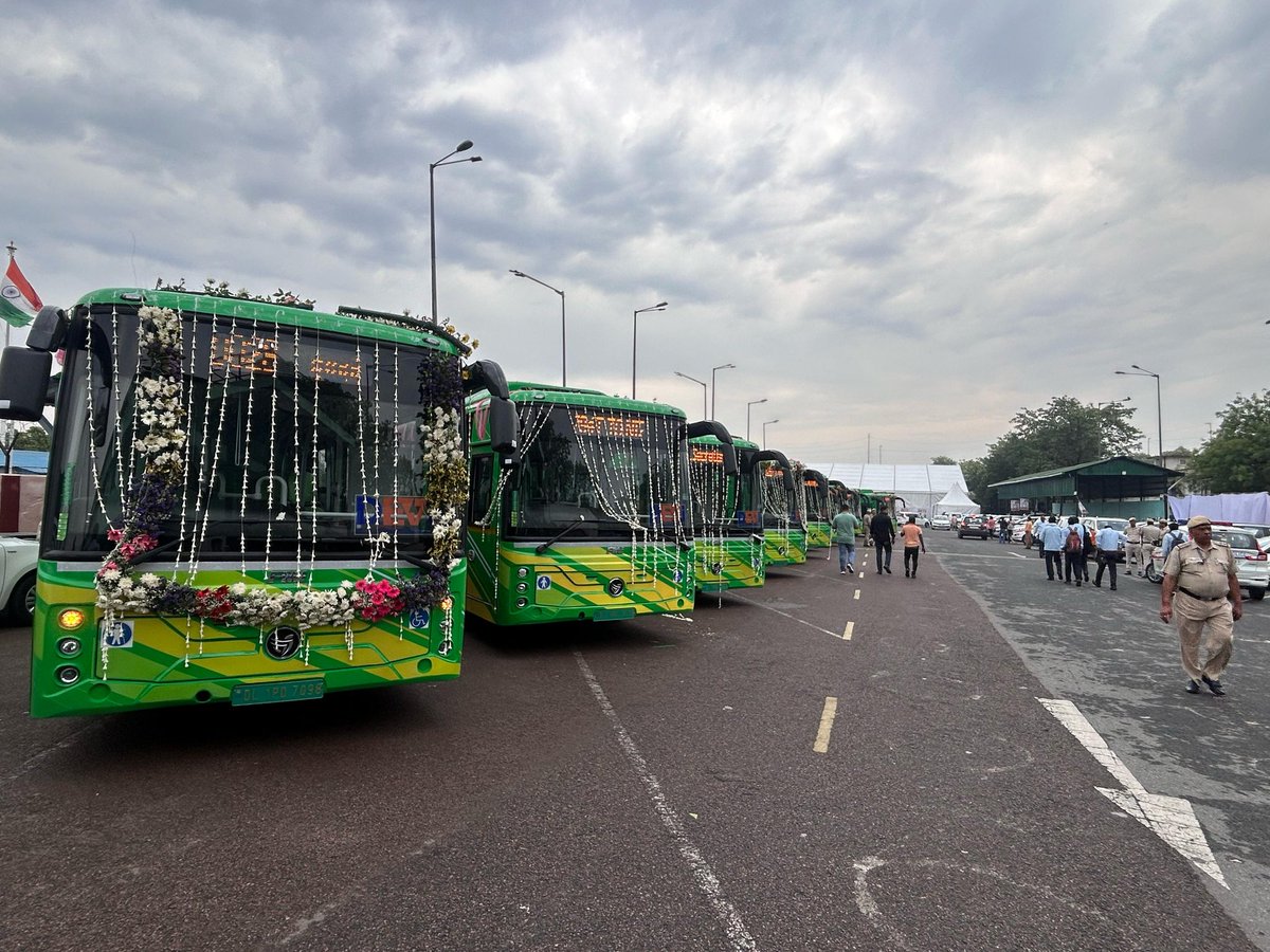 Delhi Expose tweet media