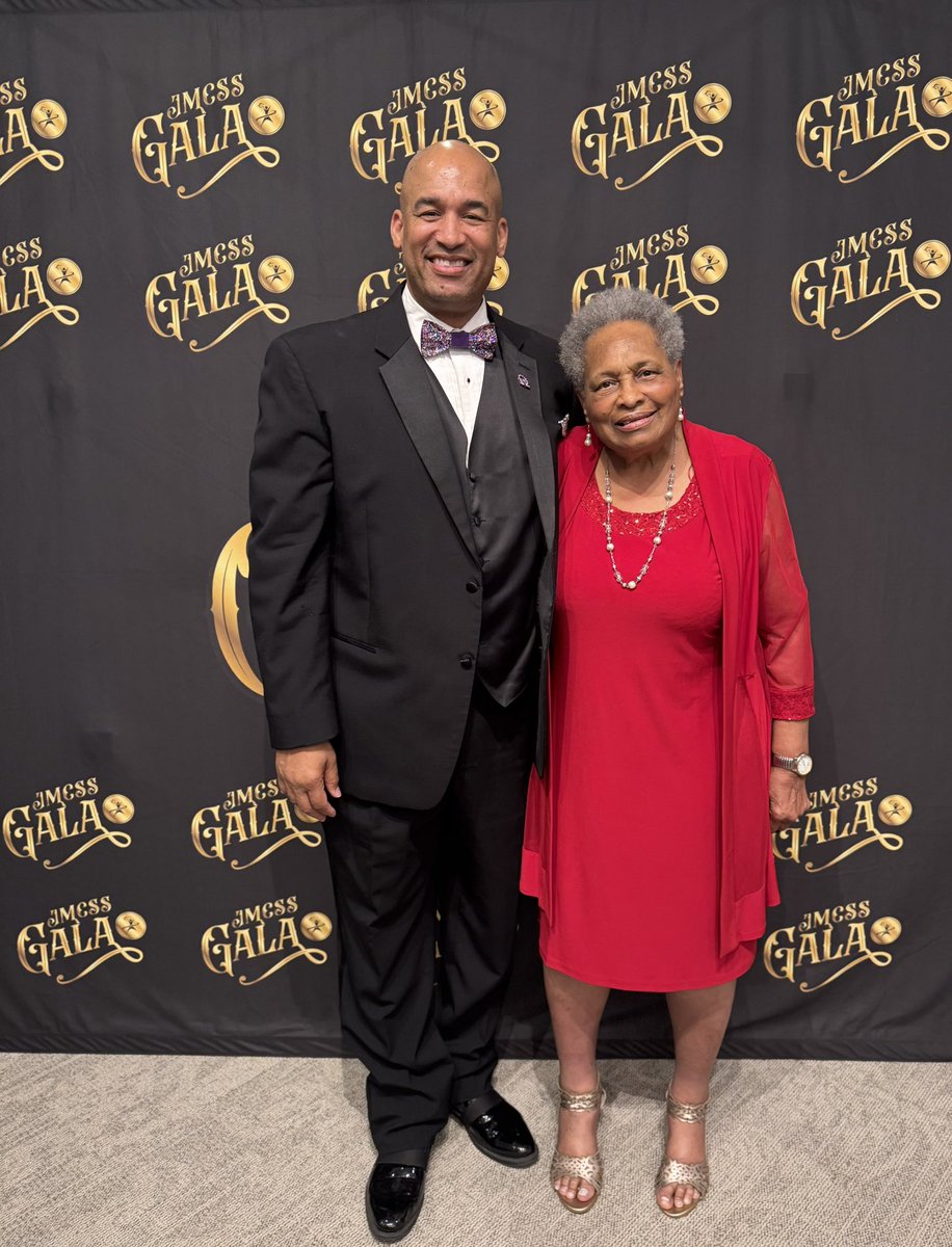 Recapping my speech from last evening. 

“YOU’RE ALL HERE TONIGHT AT THE CARL GRANT EVENTS CENTER BECAUSE—

YOU’RE MY FRIENDS.
YEP—YOU’RE MY FRIENDS.

SOME OF YOU ARE WHITE.
SOME OF YOU ARE BLACK.
SOME OF YOU ARE DEMOCRATS.
SOME OF YOU ARE REPUBLICANS.
SOME ARE BAPTISTS.