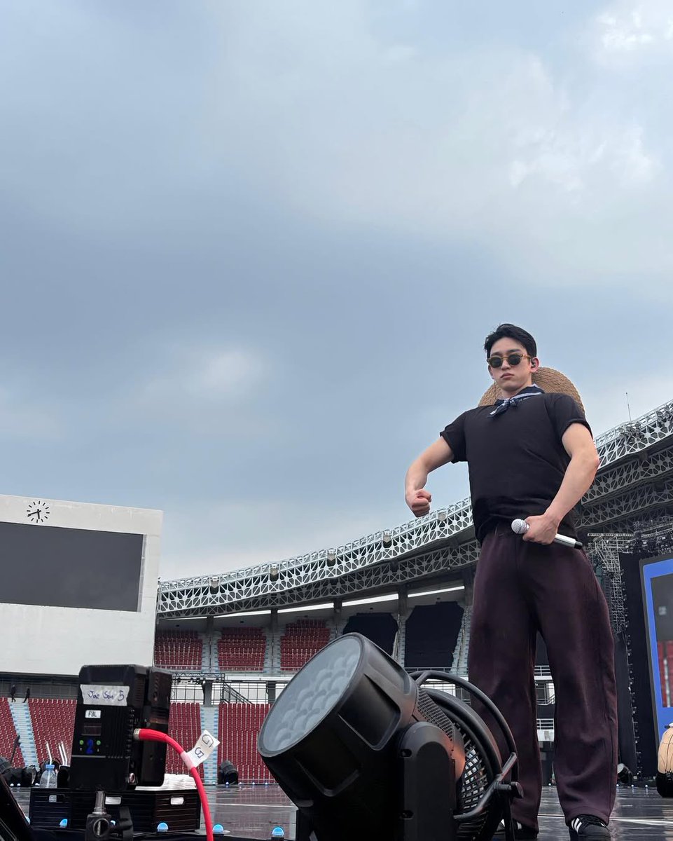 cyjprint's tweet photo. 250502 | INSTAGRAM [jinyoung_0922jy] 

"Nestfest 💚"

#Jinyoung #진영 @JINYOUNG #GOT7 
#GOT7_NESTFESTinBKK_Day1 https://t.co/0FMamo3auB