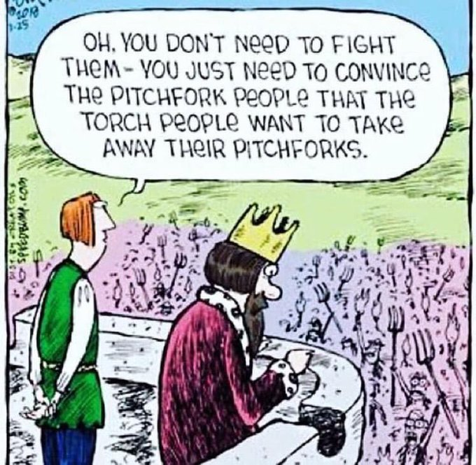 lieveheksje's tweet image. Scherp! Er worden allerlei psychologische spelletjes gespeeld over de hoofden van de bevolking. Naast #problemreactionsolution ook #verdeelenheers 

#Scheveningen #relschoppers