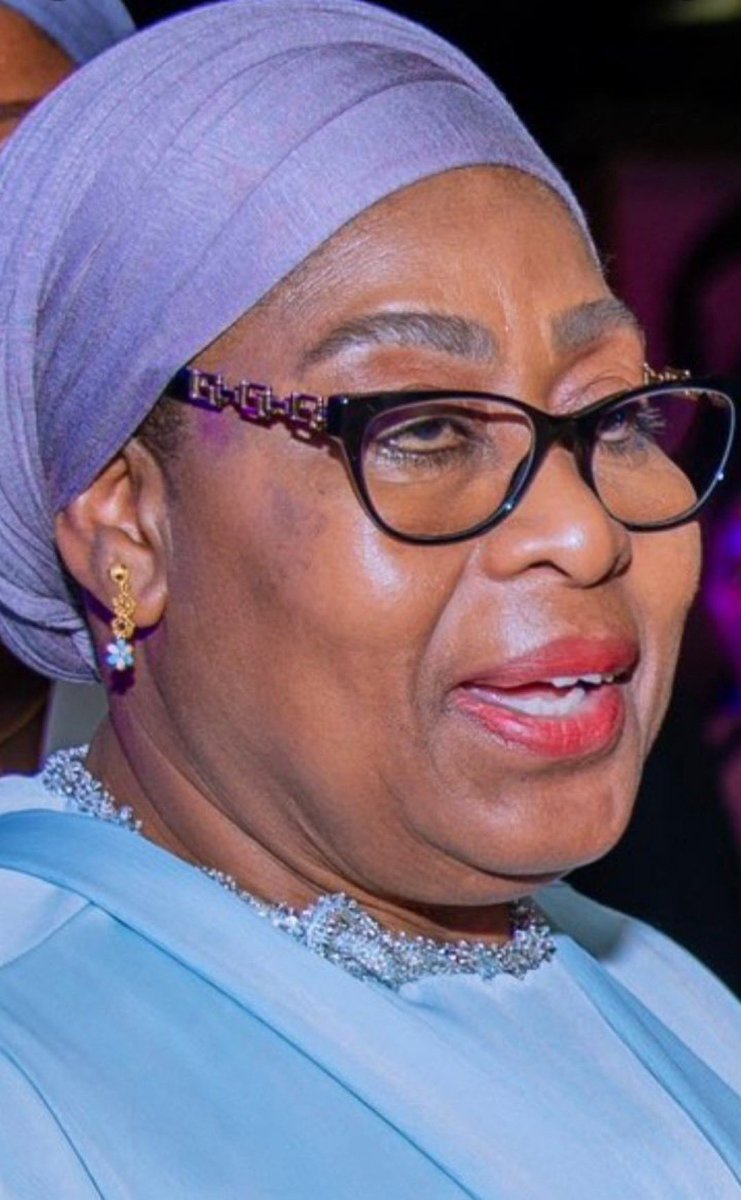 EduTalkTz's tweet image. Mpaka leo aliyemshambulia Tundu Lissu “hajulikani.”

Aliyemteka Deus Soka “hajulikani.”

Aliyemteka na kumuua Mzee Ali Kibao mchana kweupe, “hajulikani.”

Then Padre Kitima 

Then Mdude

Na list inaendelea. Wote hawa wana common denominator, KUIKOSOA SERIKALI. 

Udikteta wa