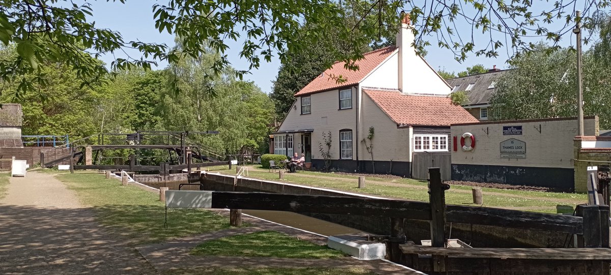 npellinacci's tweet image. Wednesday #walking part 2: The River Wey