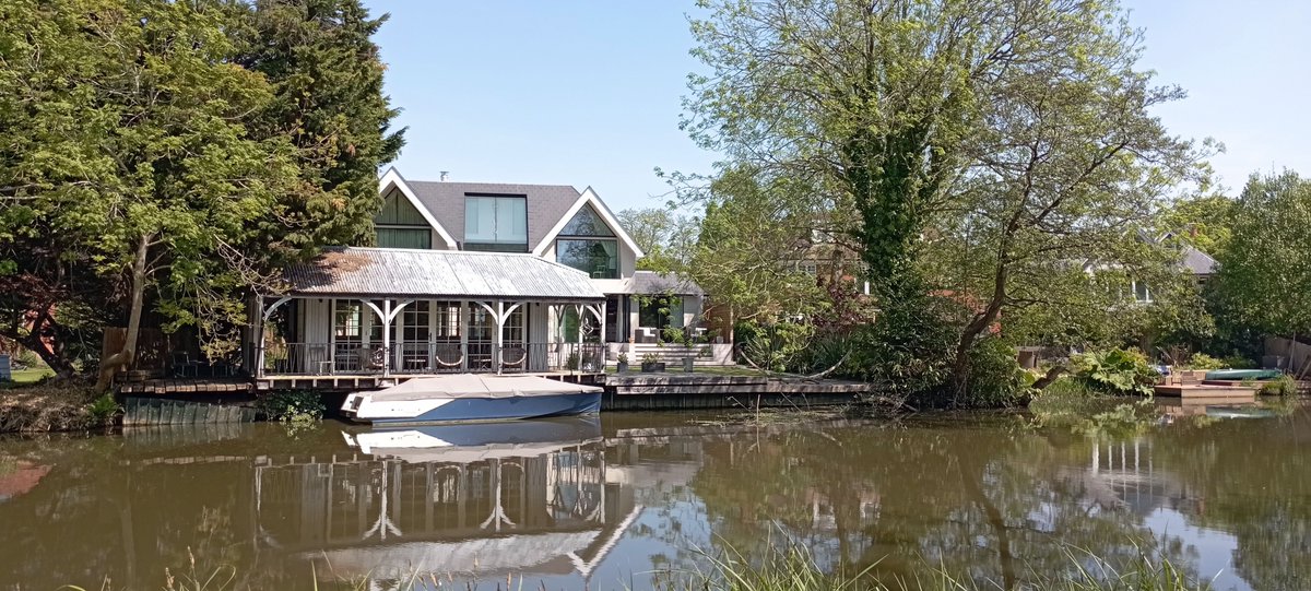 Wednesday #walking part 2: The River Wey