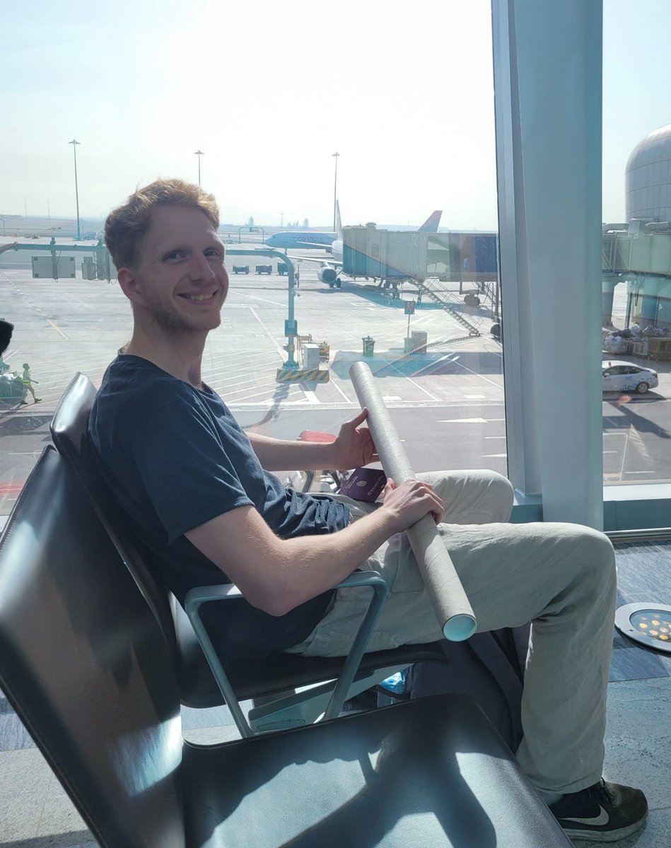 Just arrived in Phuket for #AISTATS2025 . Can't wait to present our poster (in tube) about SNAP 🫰 on day 2, Sunday! Come check it out and let's chat about scalable causal discovery!