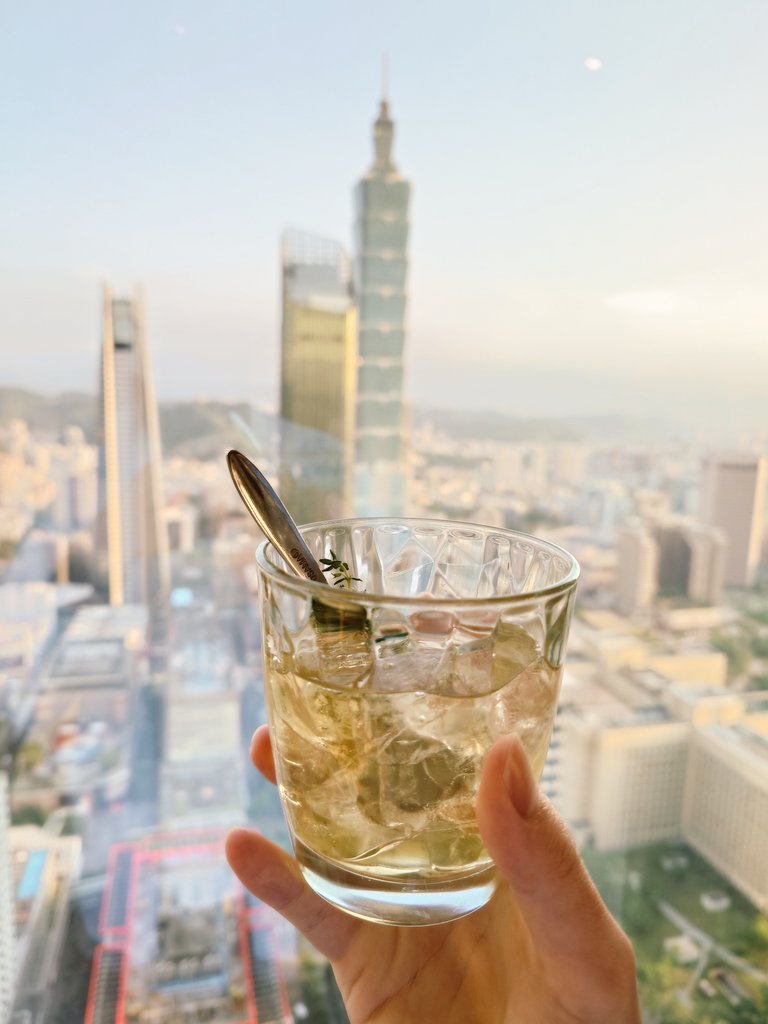 賞景喝特調😆😆😆