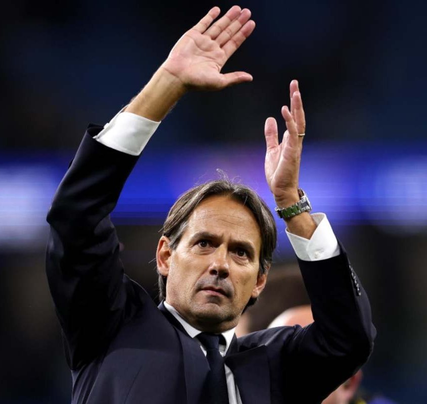 Daniele De Felice tweet media