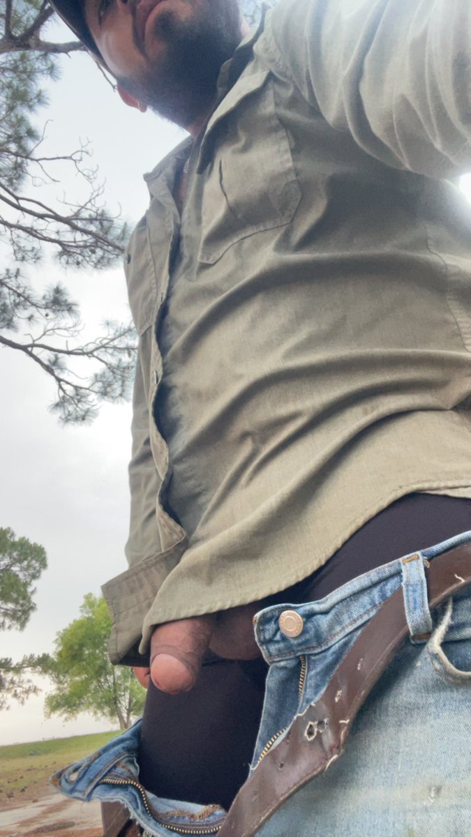 Good morning boys 

Onlyfans.com/gacia05
Telegram: straight09
Snap : ajes62