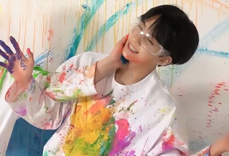 hoshiangii's tweet image. hellaw . . im l👀king for interactive moOts #svtmania CARAT ONLY ! ♡💎 yg suka jbjb dan yapping abt sebong di tl 😋 if u dont mind im a minor, yes! homophobic plss dni, dont follow me first yap 🥨⭐ 

rep ur fav unit and i'll hit u up ! 🩷🩵
— !★ rt &amp;amp; like are appreciated 💞