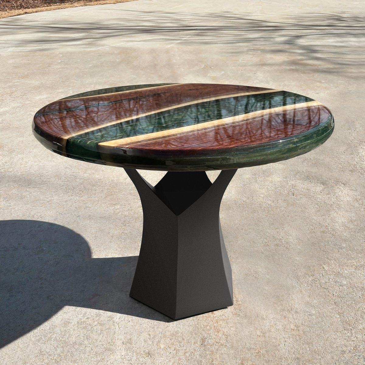 Flowyline_'s tweet image. Simple, sculptural, and seriously strong 💪

Our customer just installed the 106 Namu base and it looks stunning! Perfect balance of form &amp;amp; function with a modern edge.

#FlowylineDesign #MetalTableBase #CustomFurniture #PedestalBase