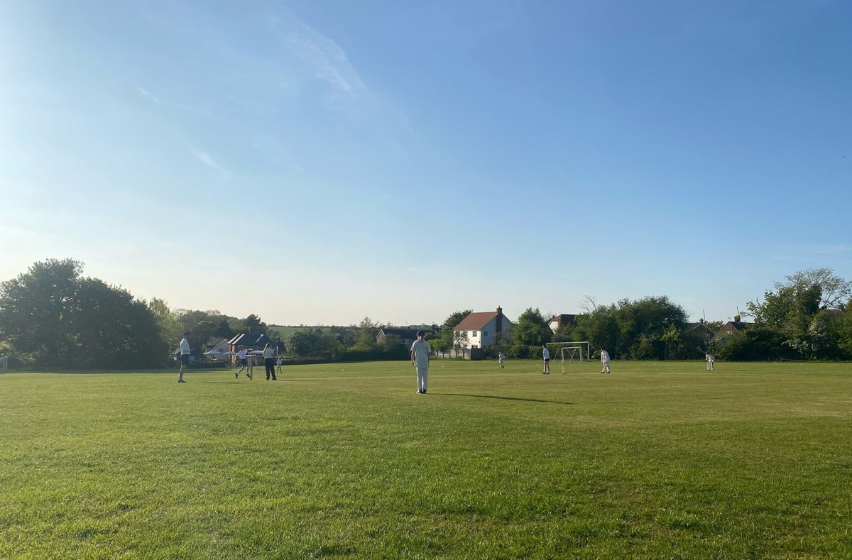 The 2025 Herts junior games and season is underway.. we still have availabity for new players from 4 years old upwards

Training sessions on Sundays and will run until the 13th July:

Free outdoor taster sessions for new players

.. pitchero.com/clubs/braughin…