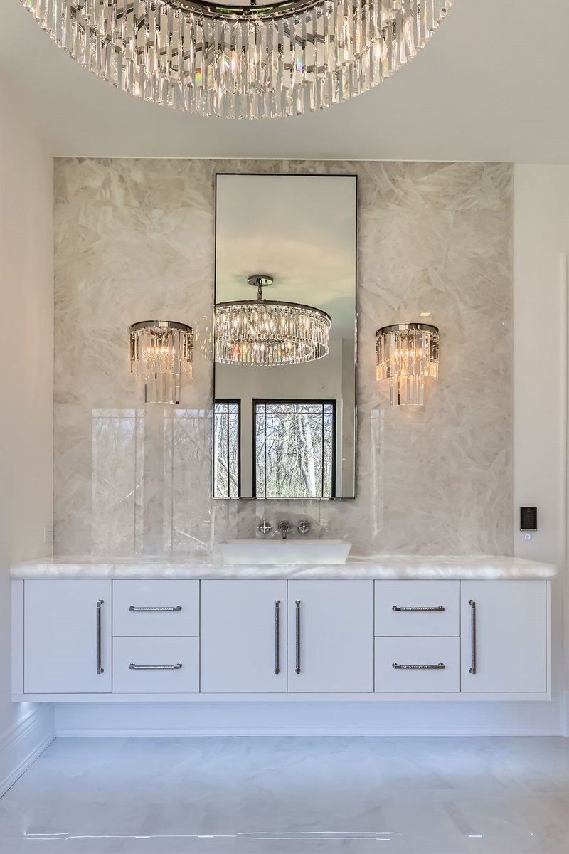 iconbuildgroup's tweet photo. The most luxurious bathroom you've ever seen? We've seen it AND built it!
https://t.co/XCGs7LRz58
https://t.co/HogyP9sf6l
(847) 773-1200

#IconBuildingGroup #LuxuryBathrooms #DesignInspo #CustomHomeElegance #Builder #BuiltByIcon #Bathrooms #BathroomDesign https://t.co/QaSTXvw8Ie