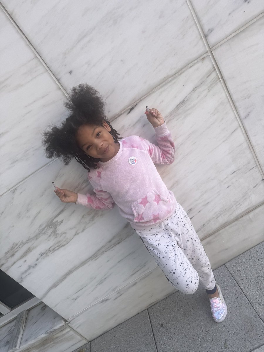 Jessica Linson tweet media