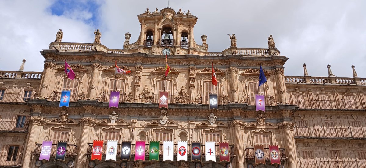 Fin de séjour pour nos 12 élèves de Bac Pro Alimentation <a href="/GosierLmht/">Lycée des Métiers Violetta Chaville Le GOSIER</a> et leurs professeurs après leur mobilité à #Salamanca ! Un voyage riche en découvertes professionnelles, culturelles et humaines. <a href="/gangloffchris/">Christine Gangloff-Ziegler</a> Gracias por todo! #ErasmusPlus #MobilitéPro #FiersDeNosÉlèves